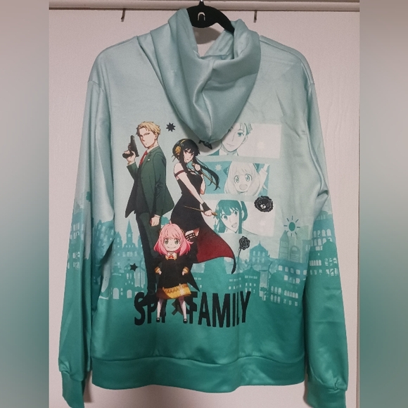 Spy Family Hoodie - Picture 4 of 5